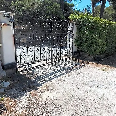 Du Moulin Hotel